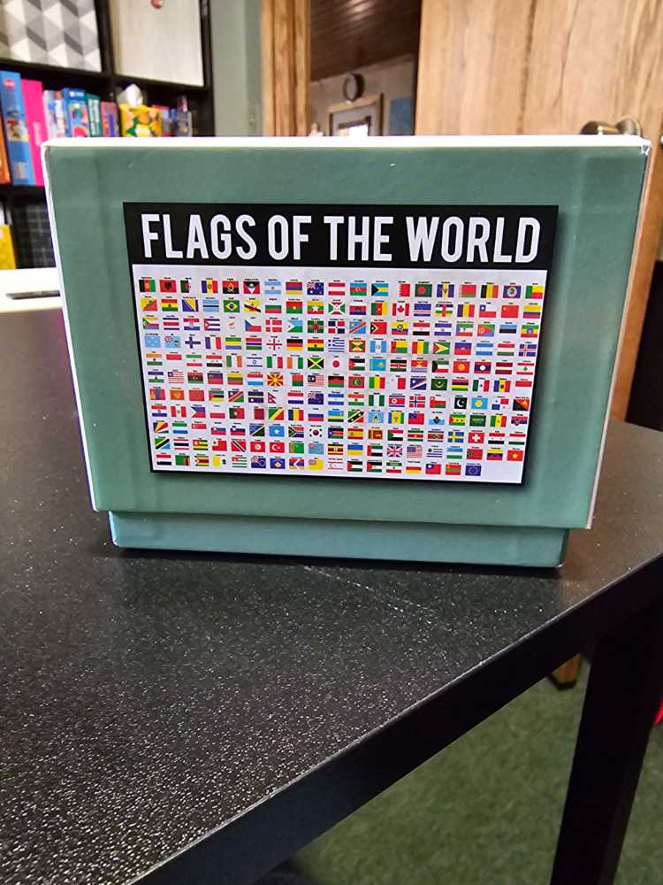 Flags of the World - Robert Frederick puzzle collectible [Barcode 5051237080698] - Main Image 2