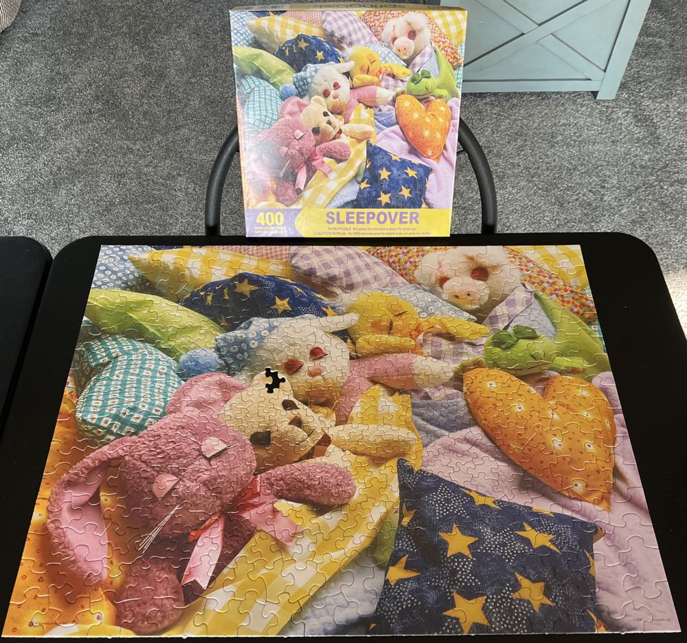 Sleepover - Springbok puzzle collectible [Barcode 091683704996] - Main Image 3