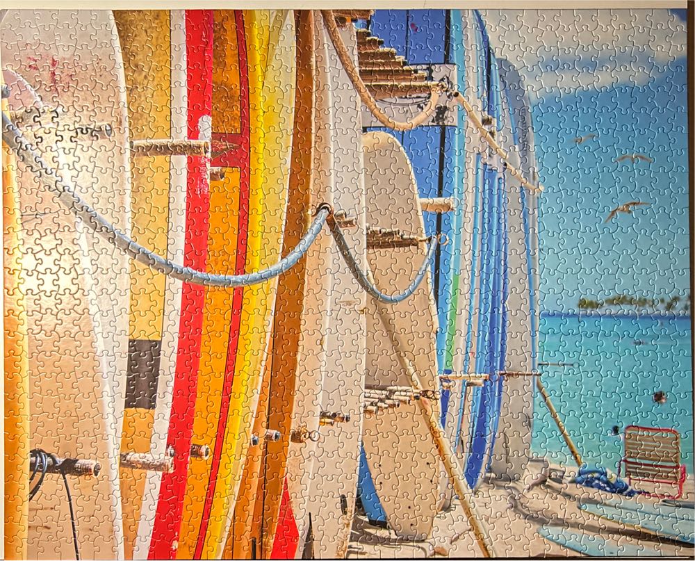 Surf’s Up! - Hallmark puzzle collectible [Barcode 763795687268] - Main Image 2