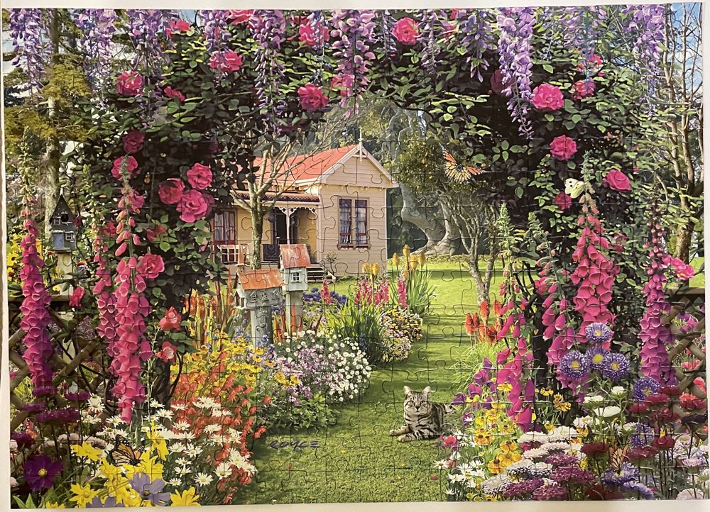 Cottage Garden - Ravensburger puzzle collectible [Barcode 666273809681] - Main Image 4