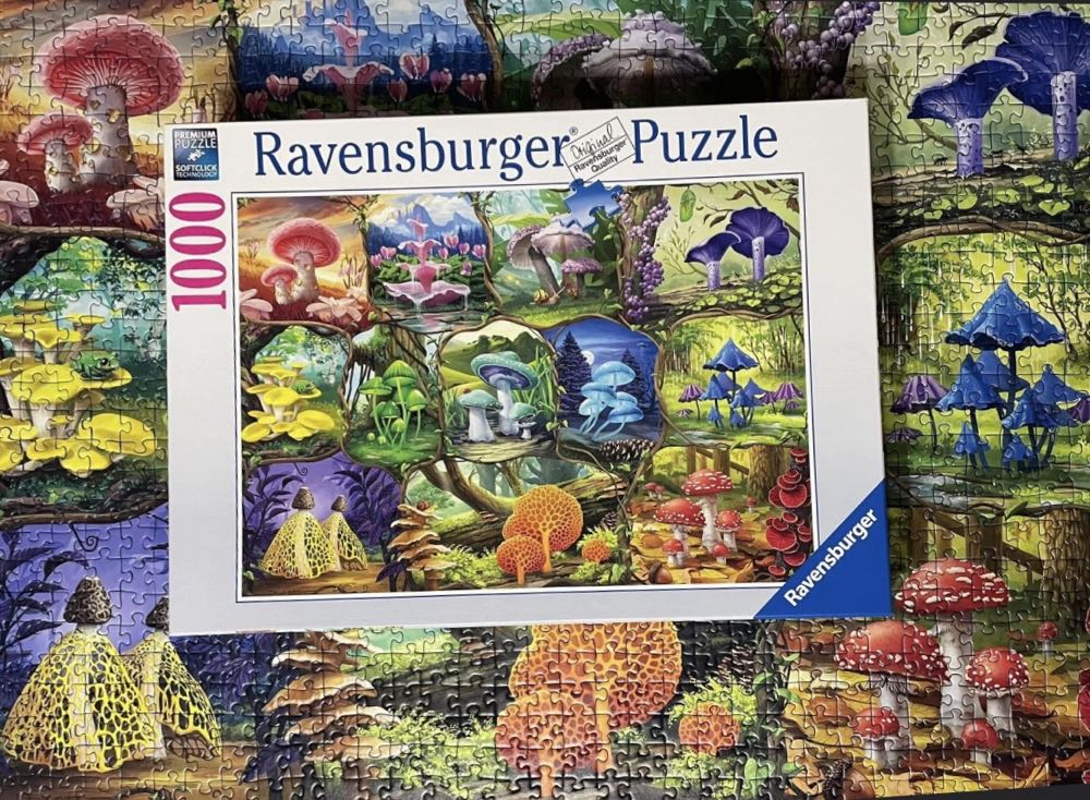 Beautiful Mushrooms - Ravensburger 🇩🇪 puzzle collectible [Barcode 4005556173129] - Main Image 4