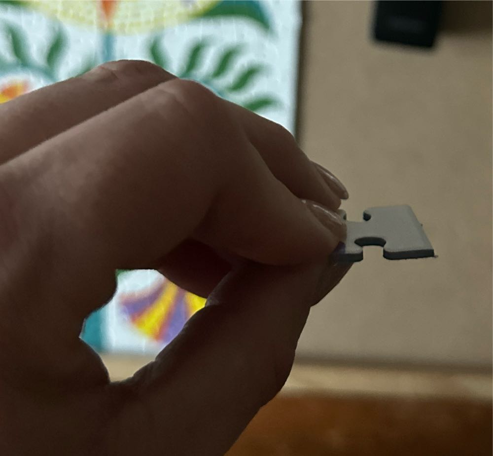 Rooster - Cloudberries puzzle collectible [Barcode 5060602330252] - Main Image 4