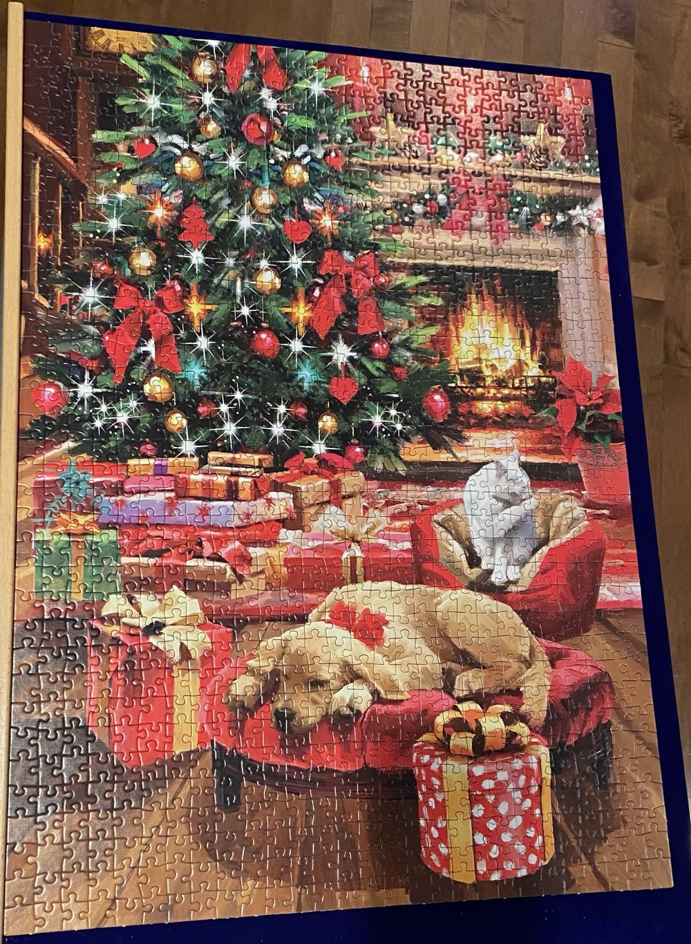 Christmas By The Fire - Clementoni puzzle collectible [Barcode 8005125395804] - Main Image 4
