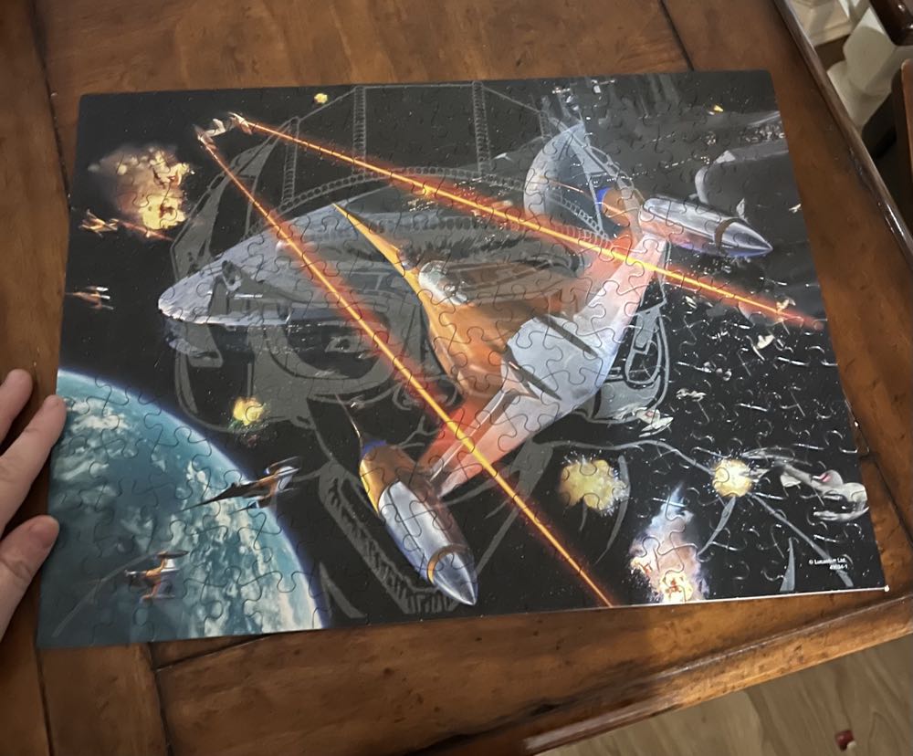 Star Wars: Opee Sea Creature - Milton Bradley puzzle collectible [Barcode 076930490341] - Main Image 2