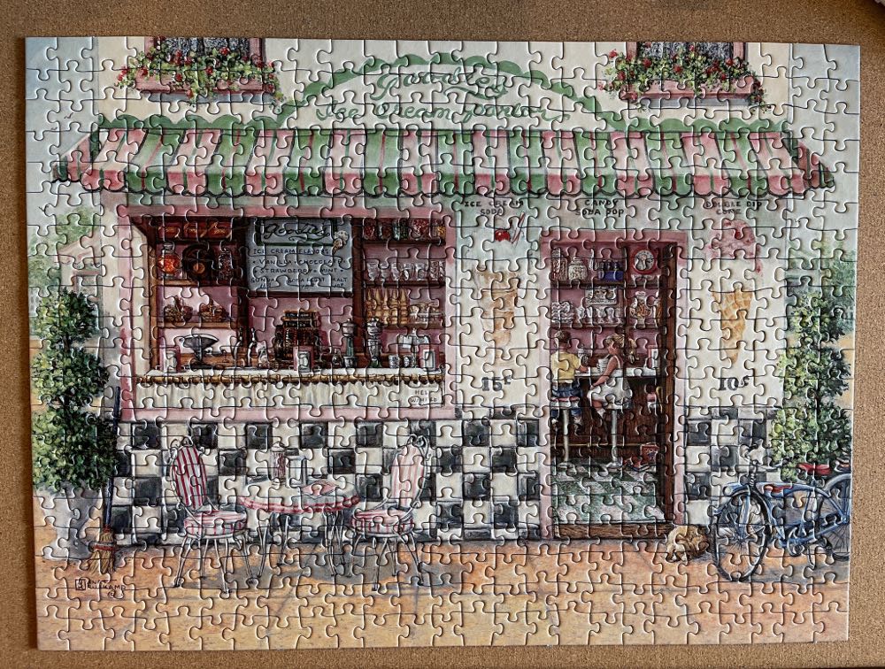 Goodies✅ - Ravensburger puzzle collectible - Main Image 2