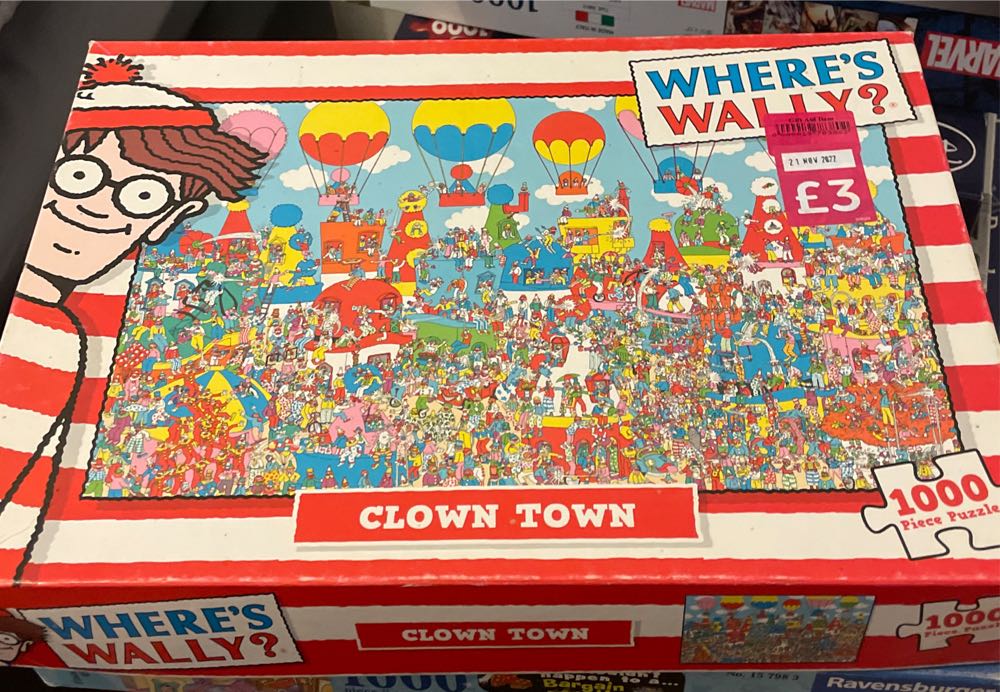 Used One Where’s Wally? 100 To Piece Jigsaw Puzzles - Wheres Wally Mb puzzle collectible [Barcode 5012822040459] - Main Image 2