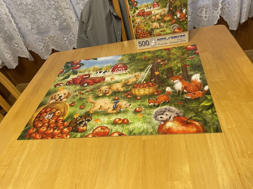 Apple Harvest Fun - Bits & Pieces puzzle collectible [Barcode 192949053497] - Main Image 2