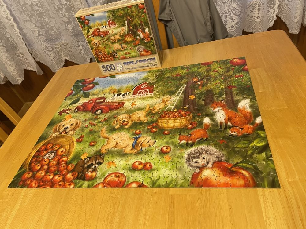 Apple Harvest Fun - Bits & Pieces puzzle collectible [Barcode 192949053497] - Main Image 4