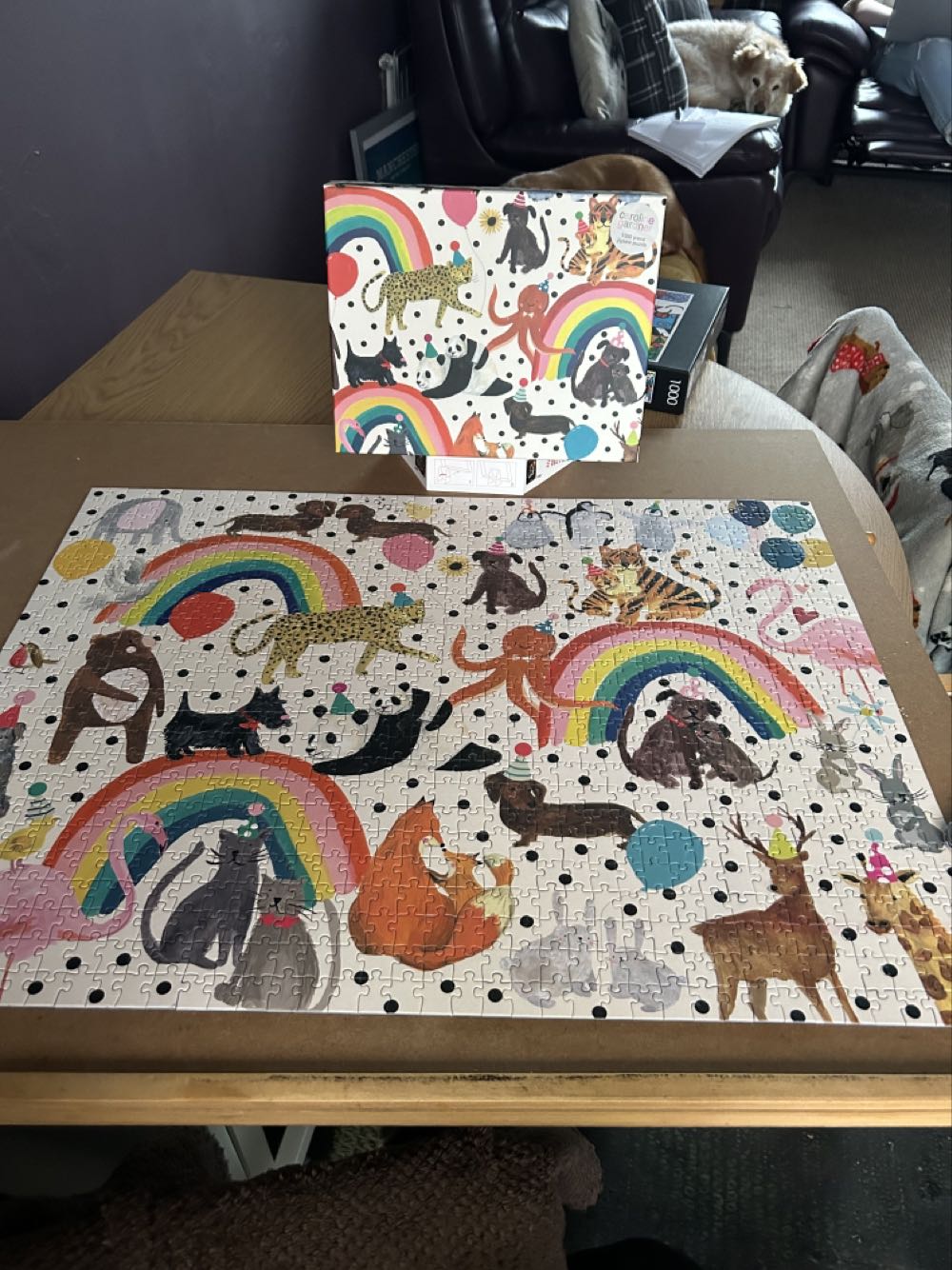 Party Animals - Caroline Gardner puzzle collectible [Barcode 5034931216648] - Main Image 2