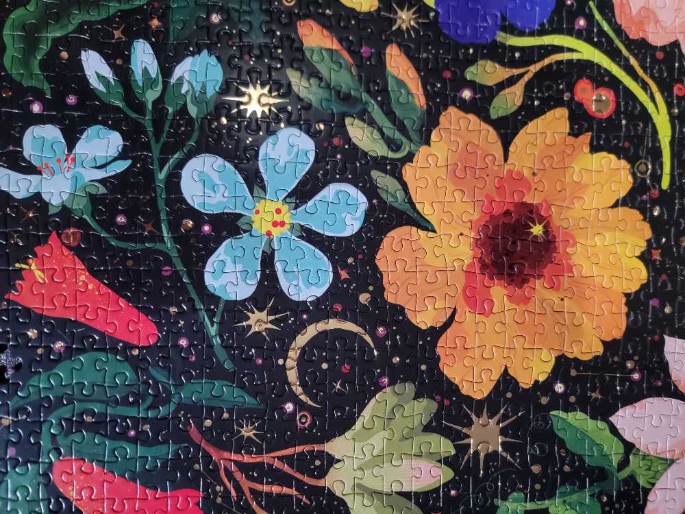 Intergalactic Flora - Galison puzzle collectible [Barcode 9780735372917] - Main Image 3