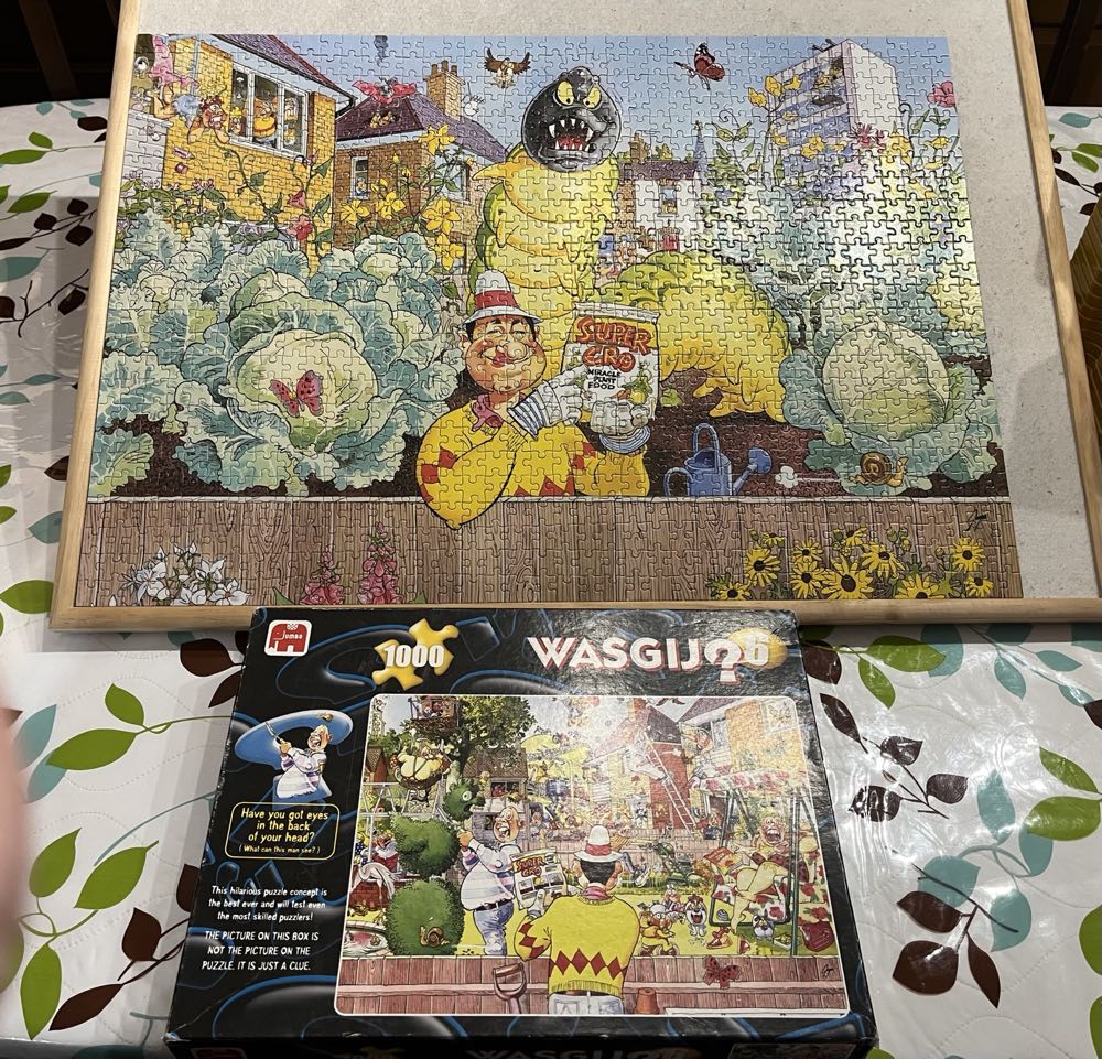 Blooming Marvellous - Original 6 - Wasgij puzzle collectible [Barcode 8710126150184] - Main Image 3