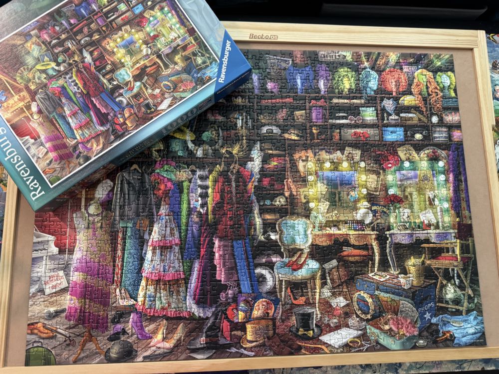 Behind the Scenes - Pending - Ravensburger puzzle collectible - Main Image 4