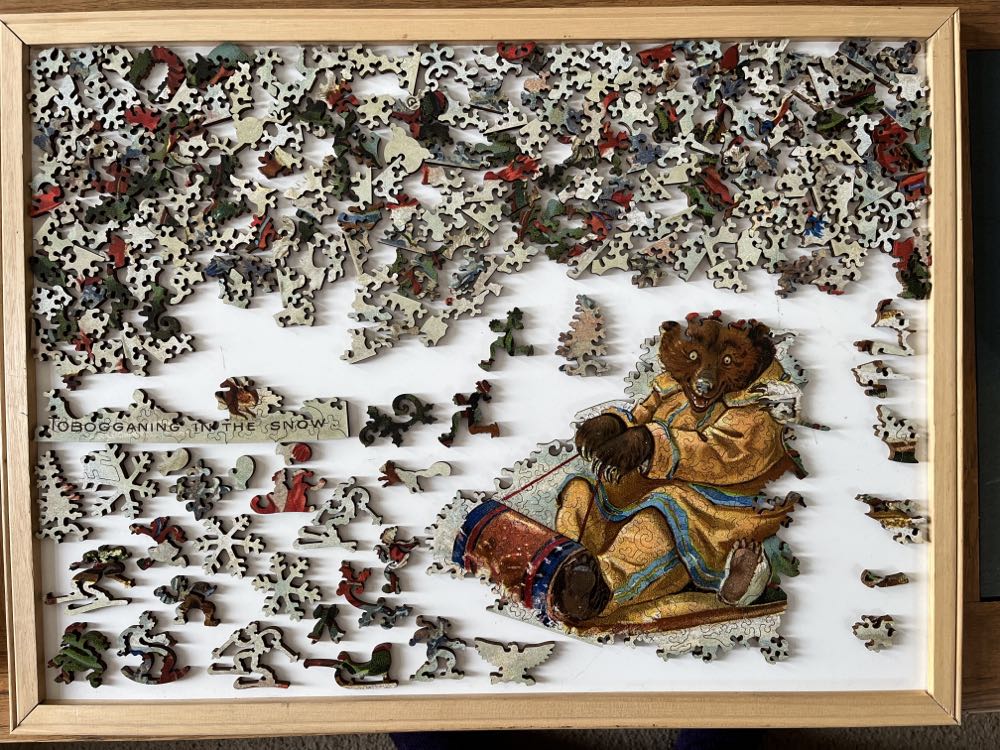 Tobogganing - Liberty Puzzles 🇺🇸 puzzle collectible - Main Image 2