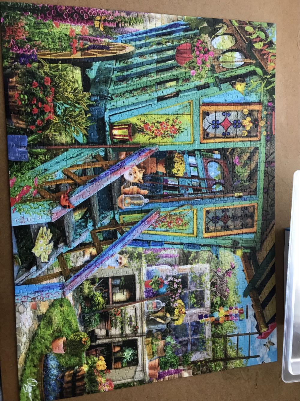 The Potting Shed - Buffalo puzzle collectible [Barcode 079346127337] - Main Image 2