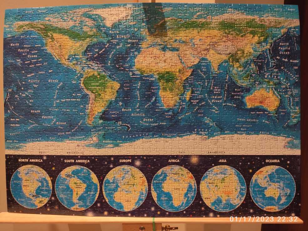 Puzzle World Map Neon - Educa puzzle collectible - Main Image 3