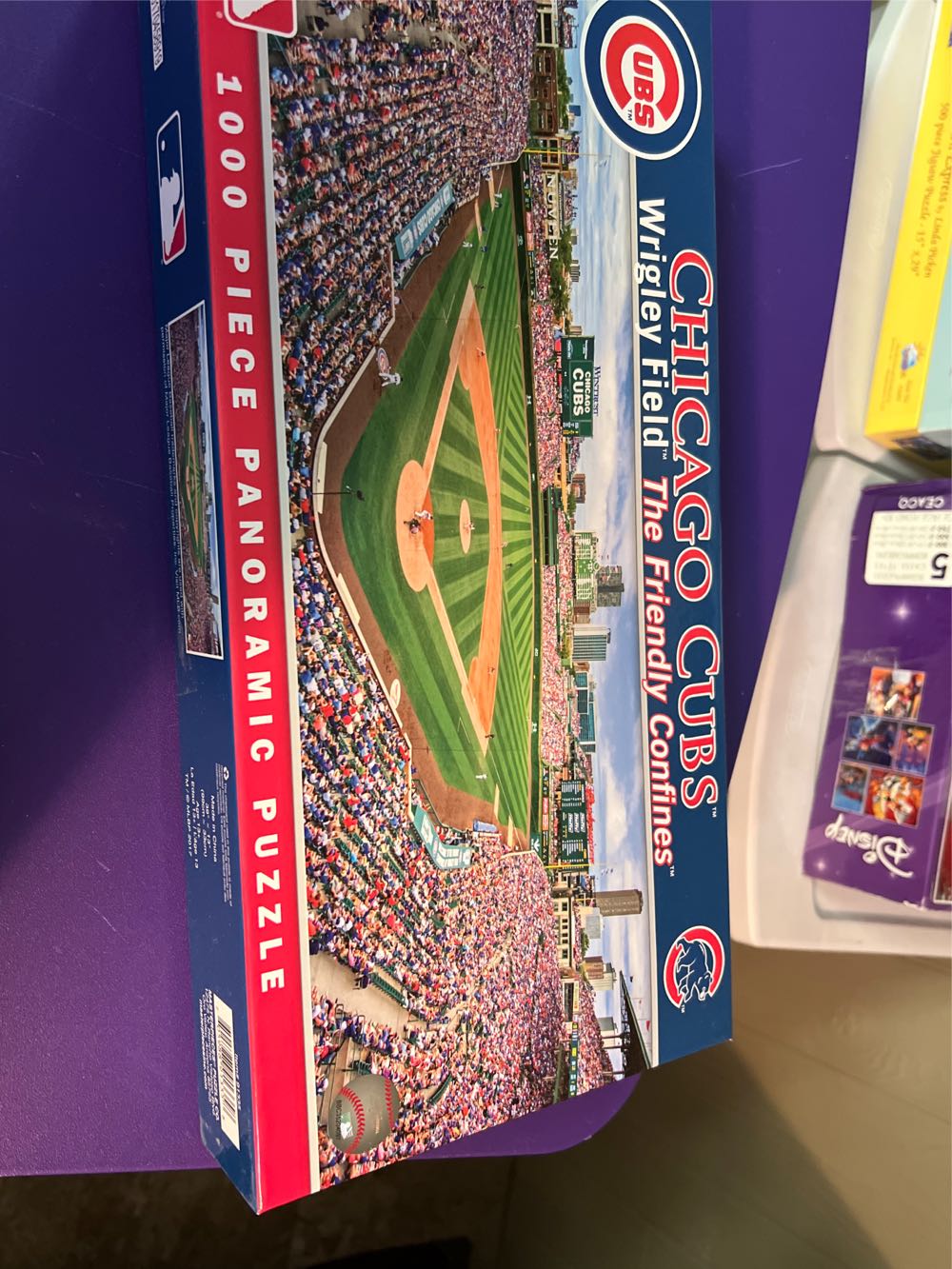 (SOLD)Wrigley Field The Friendly Confines - Master Pieces Signature Collection puzzle collectible - Main Image 1