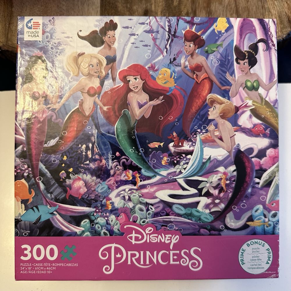 Little Mermaid Ariel and her sisters - Ceaco puzzle collectible [Barcode 021081223157] - Main Image 4