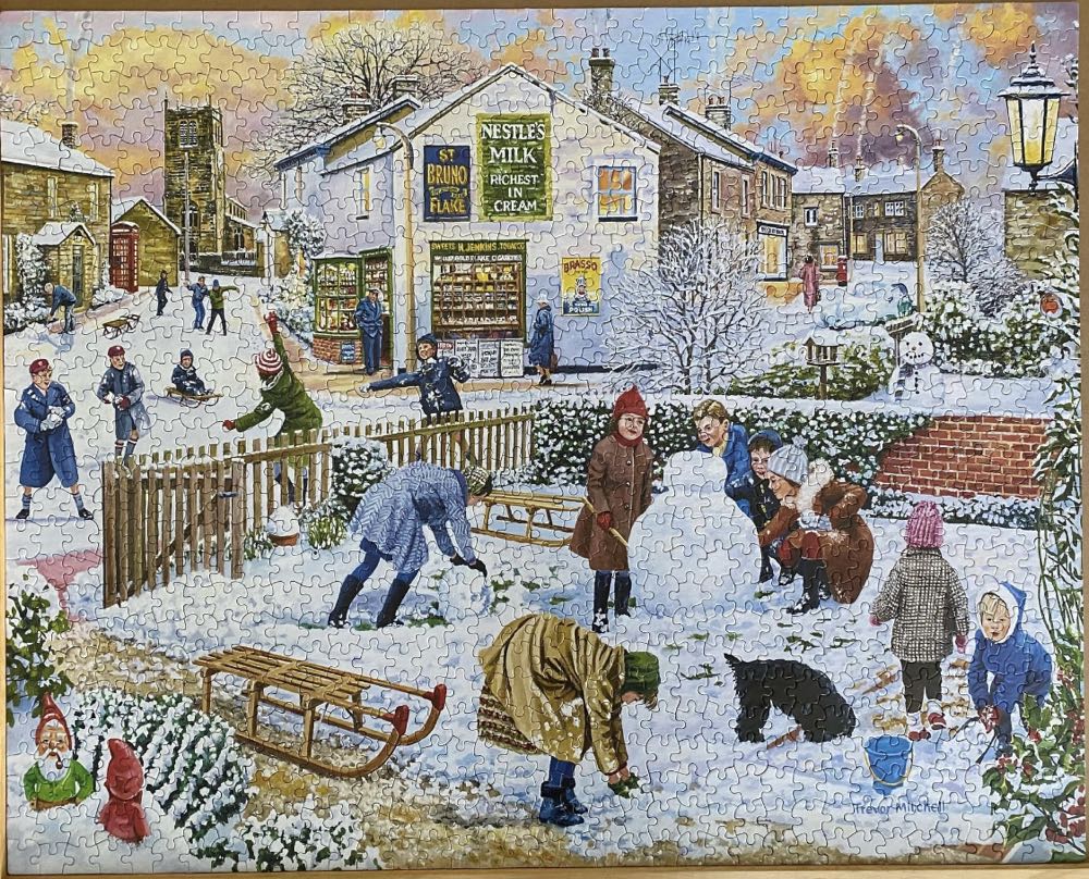Winter Games - Completed (Rummage Sale) - White Mountain puzzle collectible [Barcode 724819266326] - Main Image 3