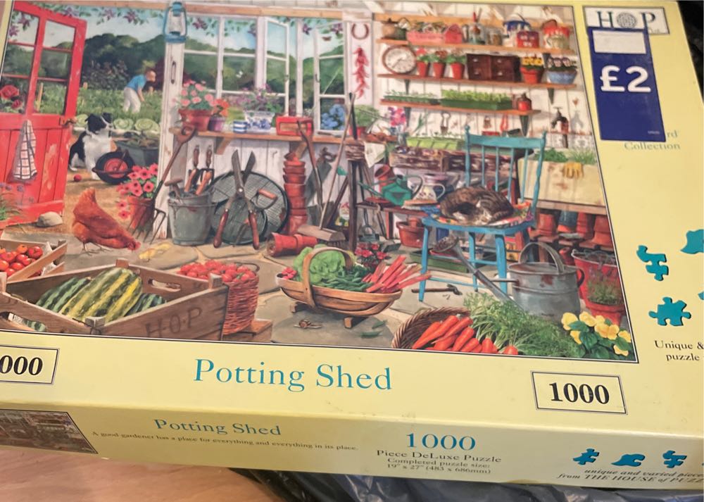 Gold Doré (Gold Foil Geometric Shapes)