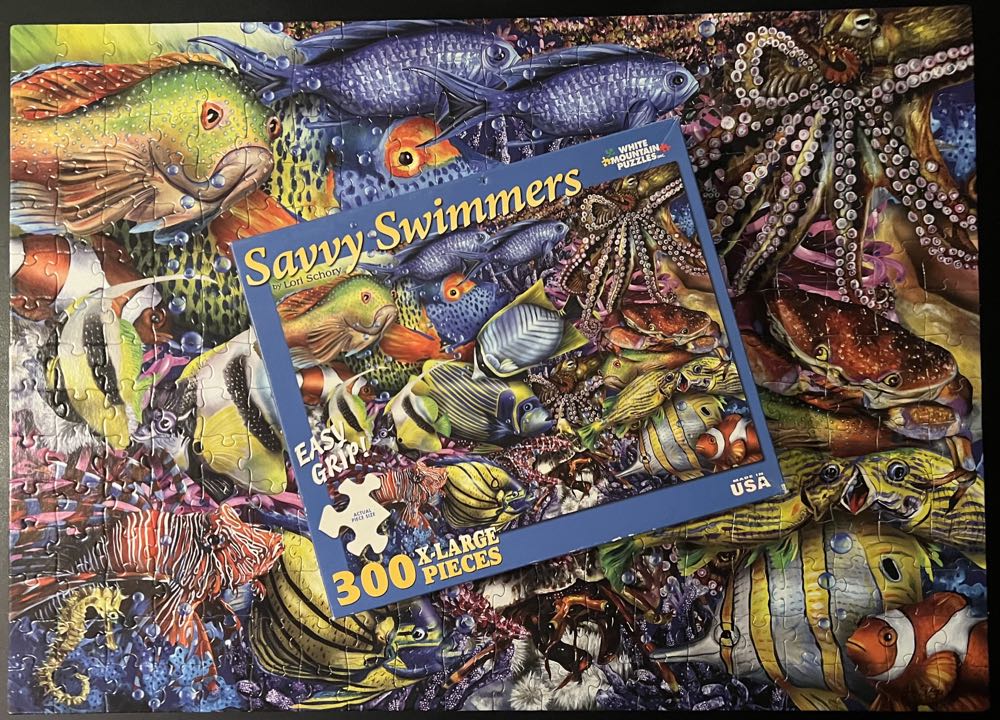 Savvy Swimmers*-BORROW? - White Mountain puzzle collectible [Barcode 724819253111] - Main Image 4
