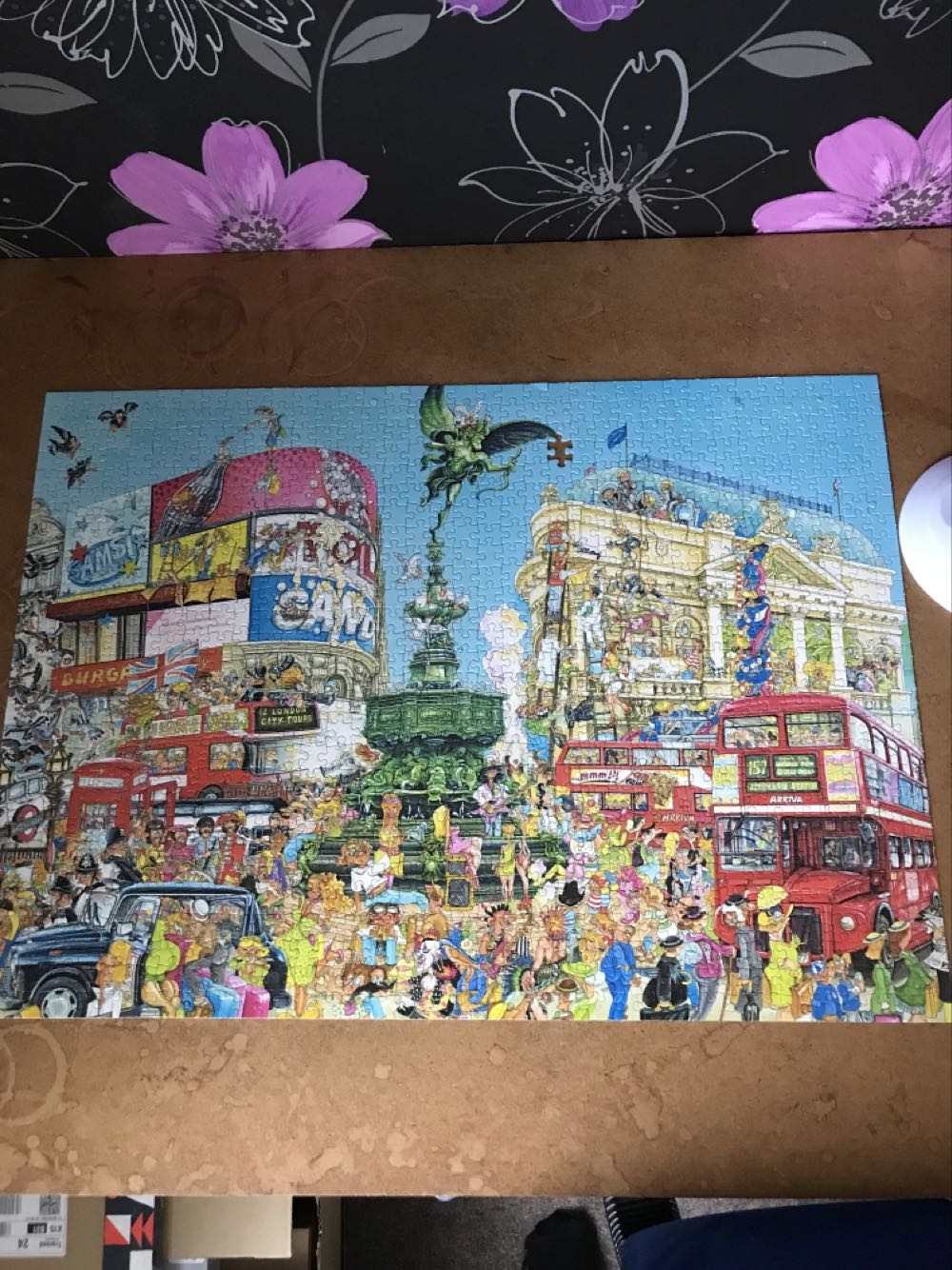 Piccadilly Circus - King International puzzle collectible [Barcode 8710125050829] - Main Image 2