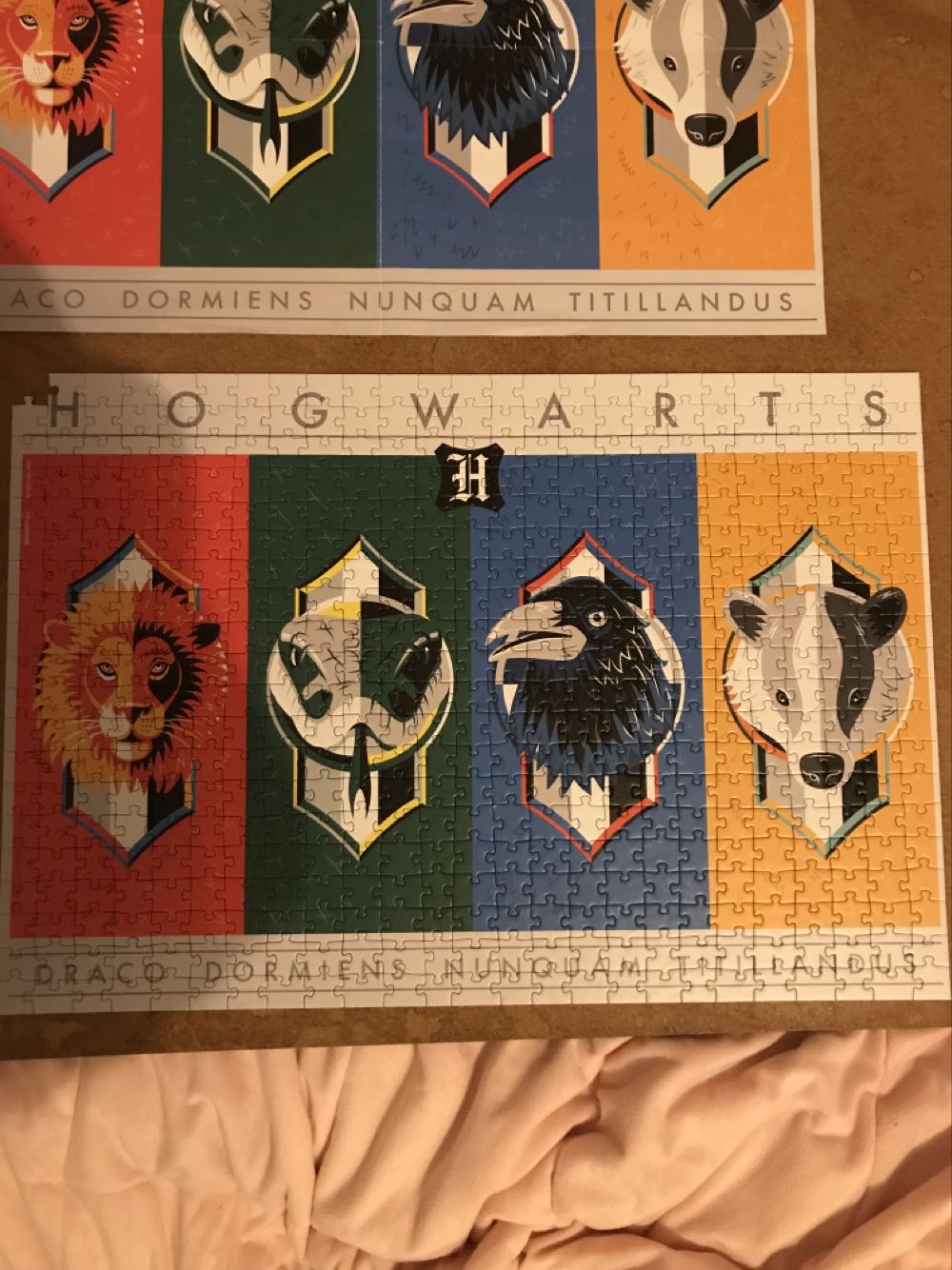 Harry Potter House Crests - Winning Moves puzzle collectible [Barcode 5036905039574] - Main Image 2