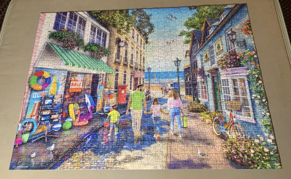Seaside Lane - Ravensberger puzzle collectible - Main Image 2