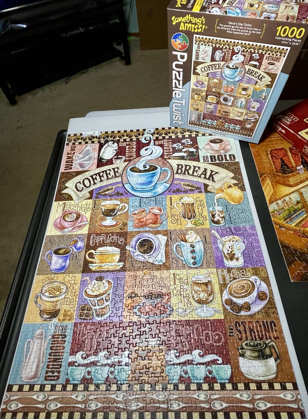 Coffee Break - Puzzle Twist puzzle collectible [Barcode 614399101752] - Main Image 3