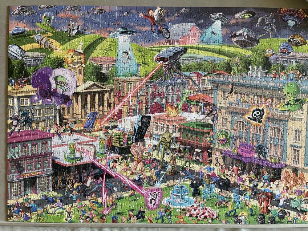 Alien Attack - Toynk Originals puzzle collectible [Barcode 849795072553] - Main Image 2