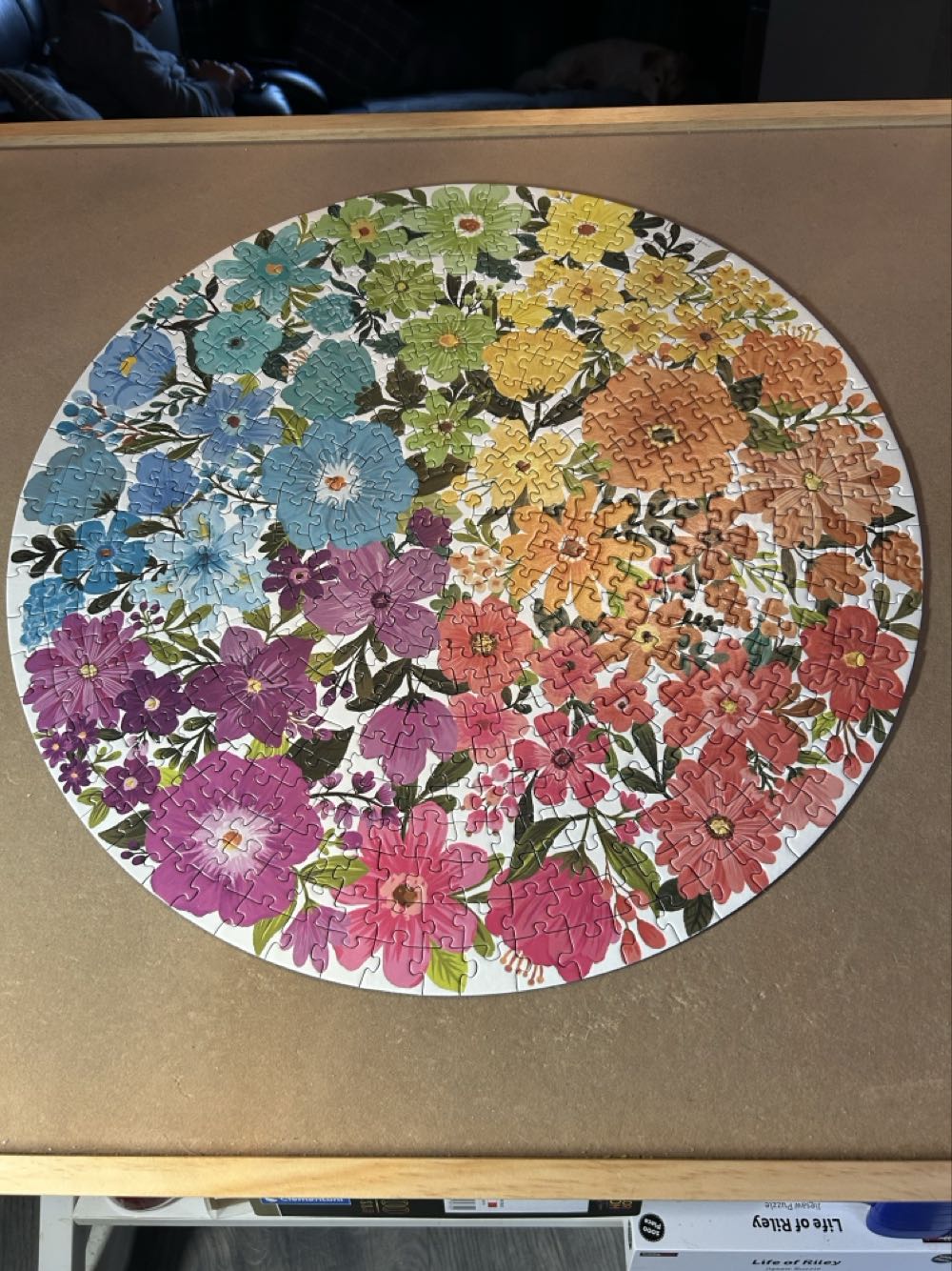 Flowers (Circle of Colors) - Ravensburger puzzle collectible [Barcode 4005556171675] - Main Image 3
