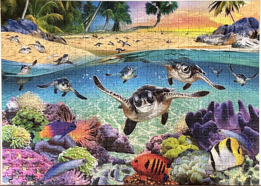 Race Of The Baby Sea Turtles - Ravensburger puzzle collectible [Barcode 4005556174560] - Main Image 4