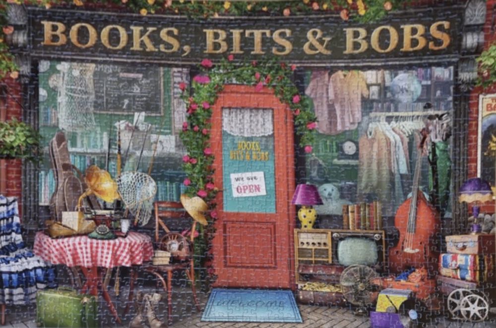 Books Bits & Bobs - Ravensburger puzzle collectible [Barcode 4005556174812] - Main Image 4