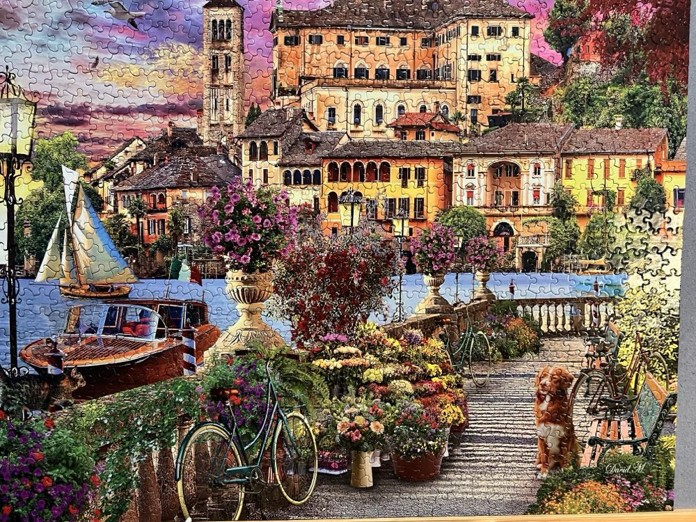 Italian Promenade - White Mountain puzzle collectible - Main Image 2