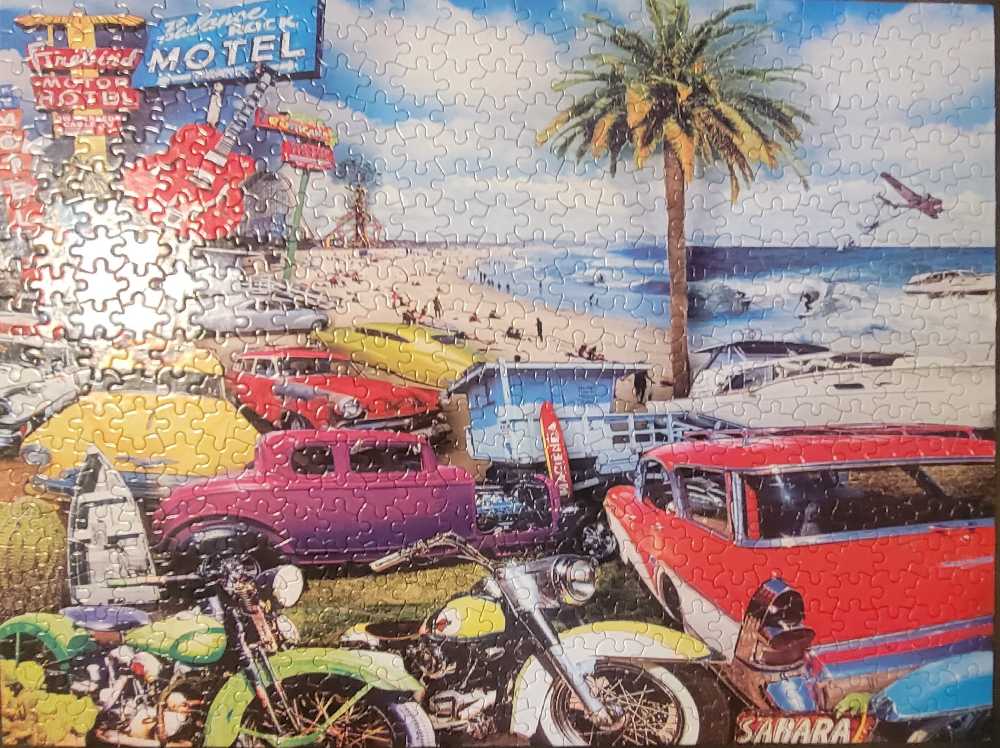 Clunkers: Surfside Motor Court 1 - Karmin International 🇨🇦 puzzle collectible - Main Image 2