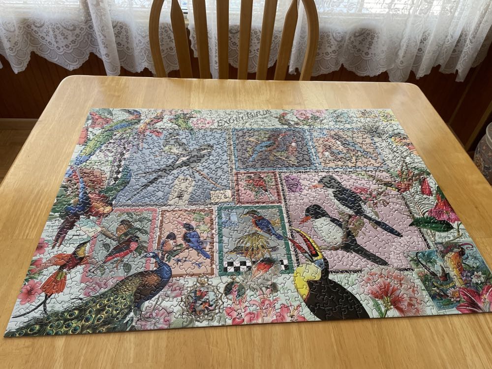 Grand Exotic Birds - Bits & Pieces puzzle collectible [Barcode 192949030634] - Main Image 3