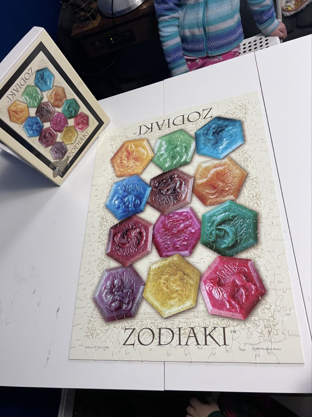 Zodiaki - Piece Time Puzzles puzzle collectible - Main Image 2