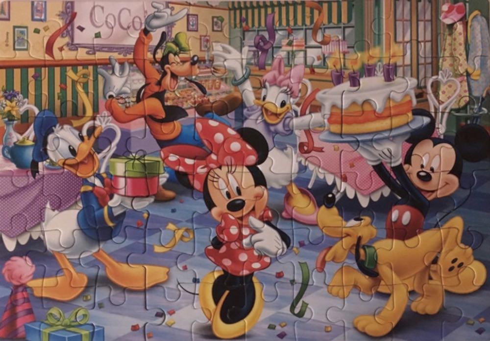 Minnie Happy Birthday - Clementoni puzzle collectible [Barcode 8005125072101] - Main Image 3