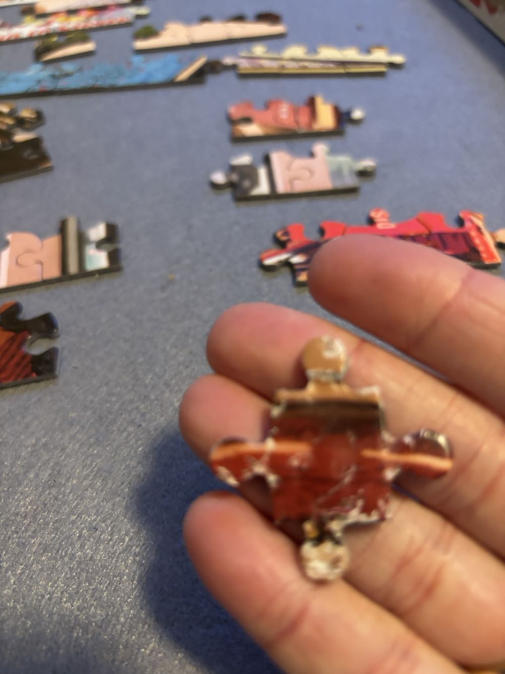 Cozy Bookshop*^ - White Mountain puzzle collectible [Barcode 724819266388] - Main Image 5