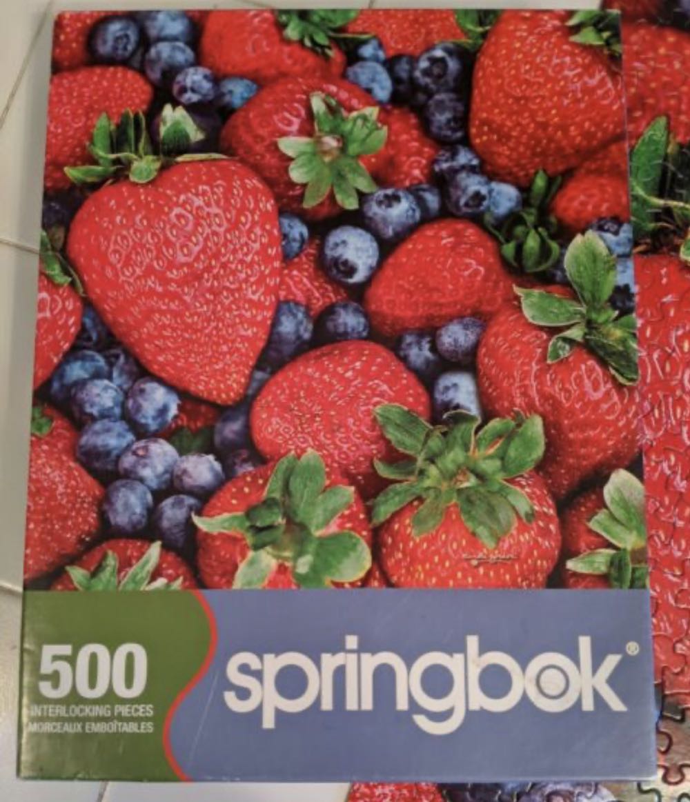 The Berry Best - Springbok puzzle collectible [Barcode 091683025053] - Main Image 2