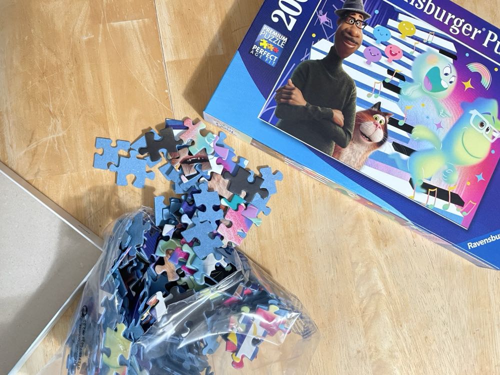 0257 Ravensburger: Soul - Jazz, Piano and Friendship - Ravensburger puzzle collectible [Barcode 4005556129232] - Main Image 4