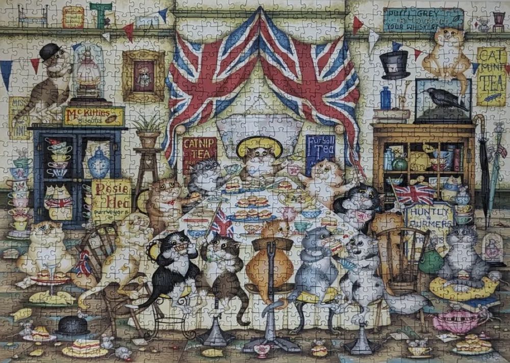 Crazy Cats…Afternoon Tea At Tiddles - Ravensburger puzzle collectible [Barcode 4005556174874] - Main Image 3