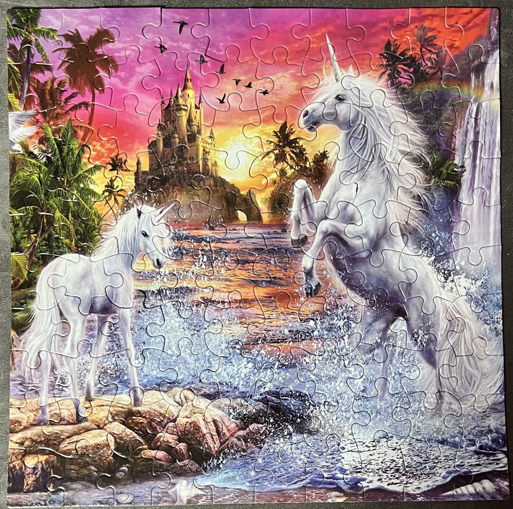 Two Unicorns - Ceaco puzzle collectible [Barcode 021081160605] - Main Image 3