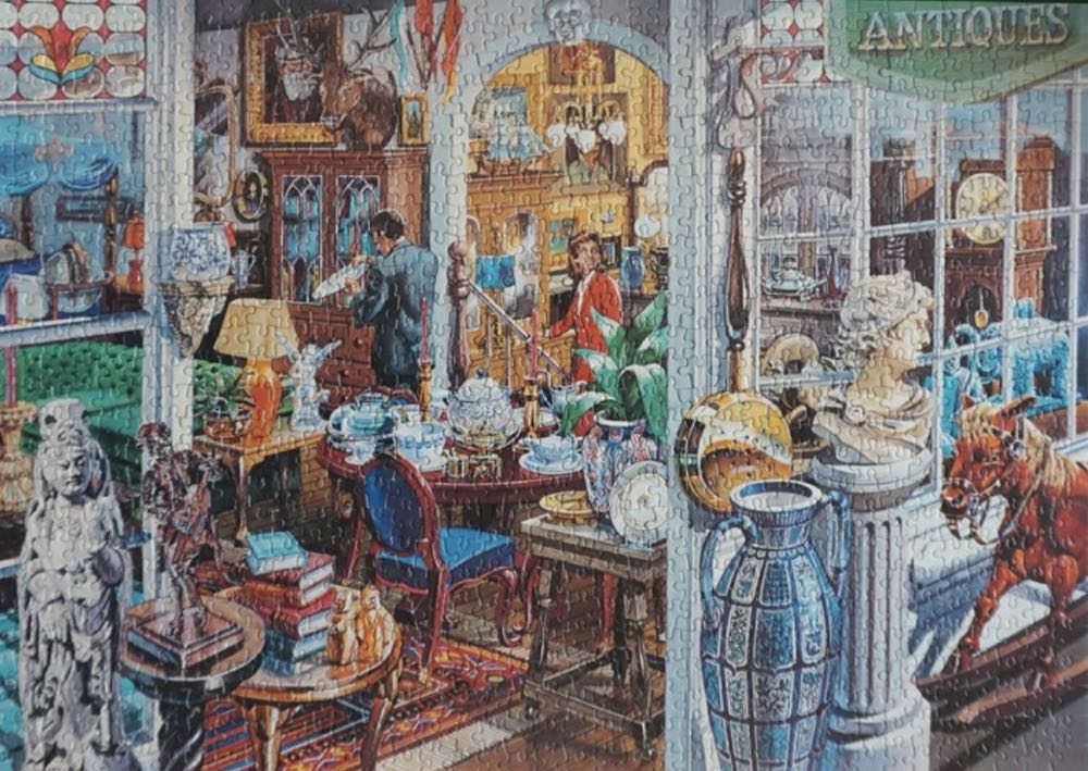Antique Shop - Waddingtons puzzle collectible [Barcode 5011634102744] - Main Image 3