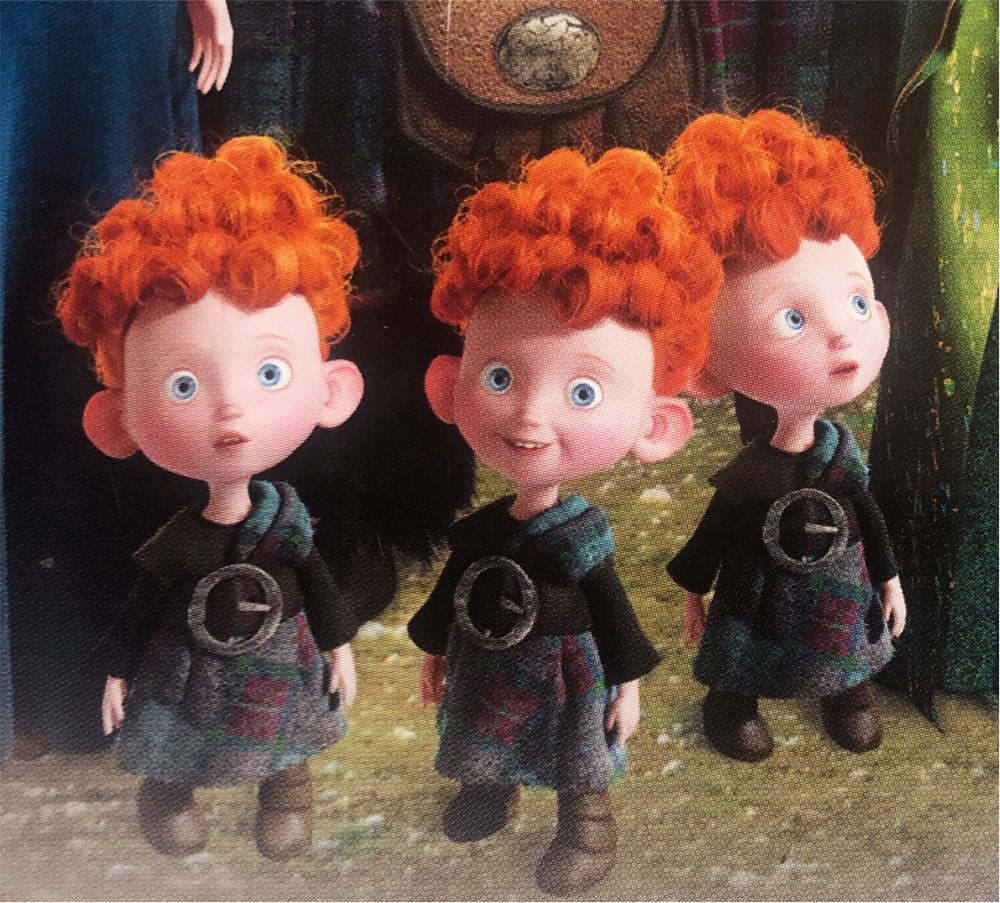 Disneys Brave Family Portrait 🟦 - Clementoni puzzle collectible [Barcode 8005125296729] - Main Image 3