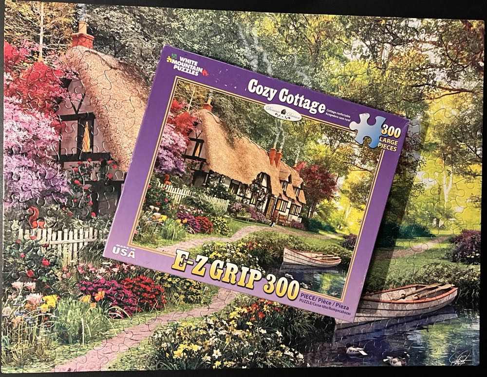 Cozy Cottage - 997, 1/16/26 - White Mountain puzzle collectible [Barcode 724819255863] - Main Image 4