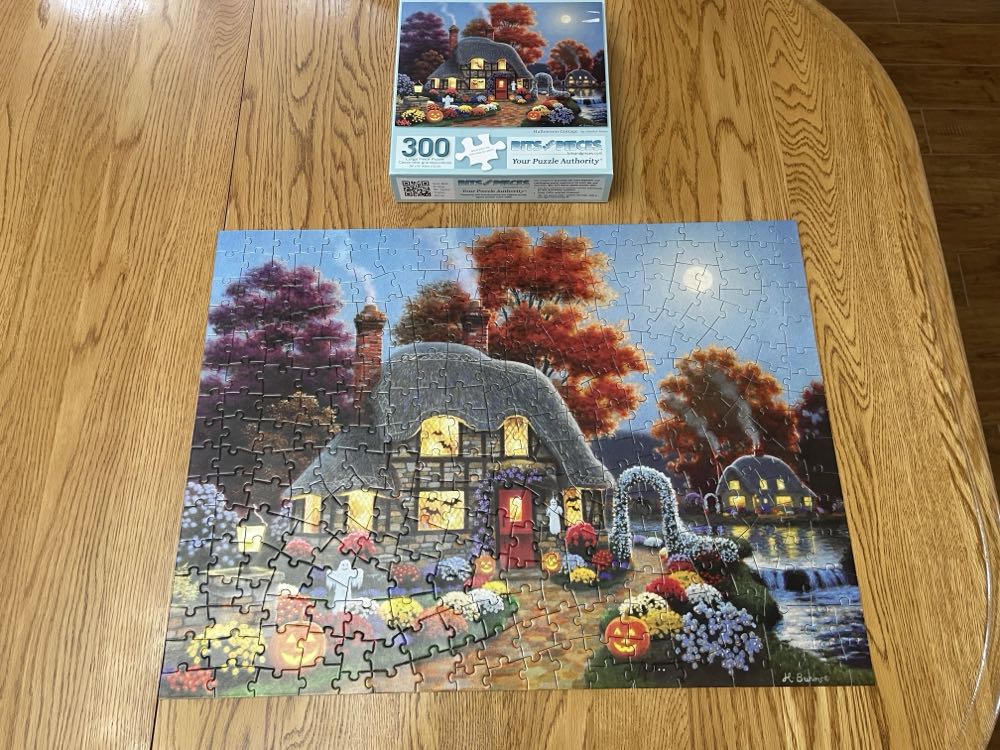 Halloween Cottage  - Bits & Pieces puzzle collectible [Barcode 192949065773] - Main Image 2
