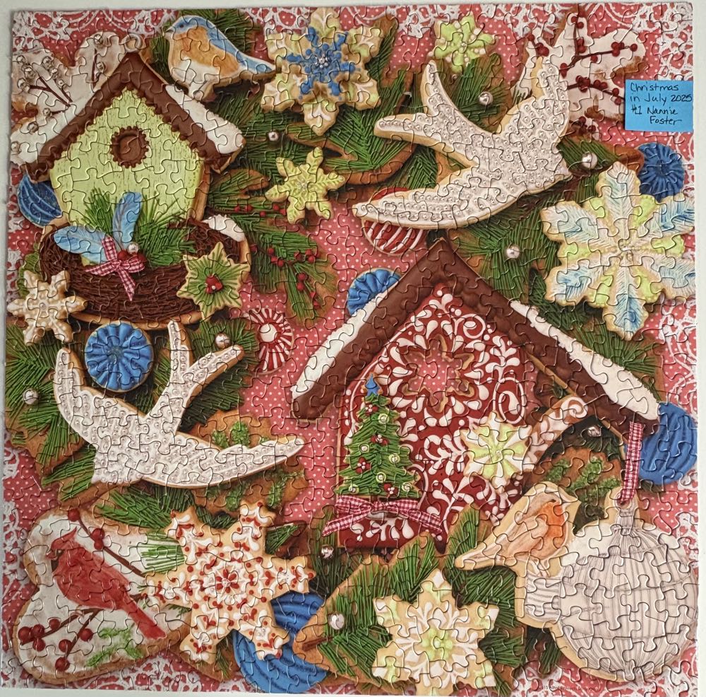 Christmas Creations  - Springbok puzzle collectible [Barcode 091683025206] - Main Image 2