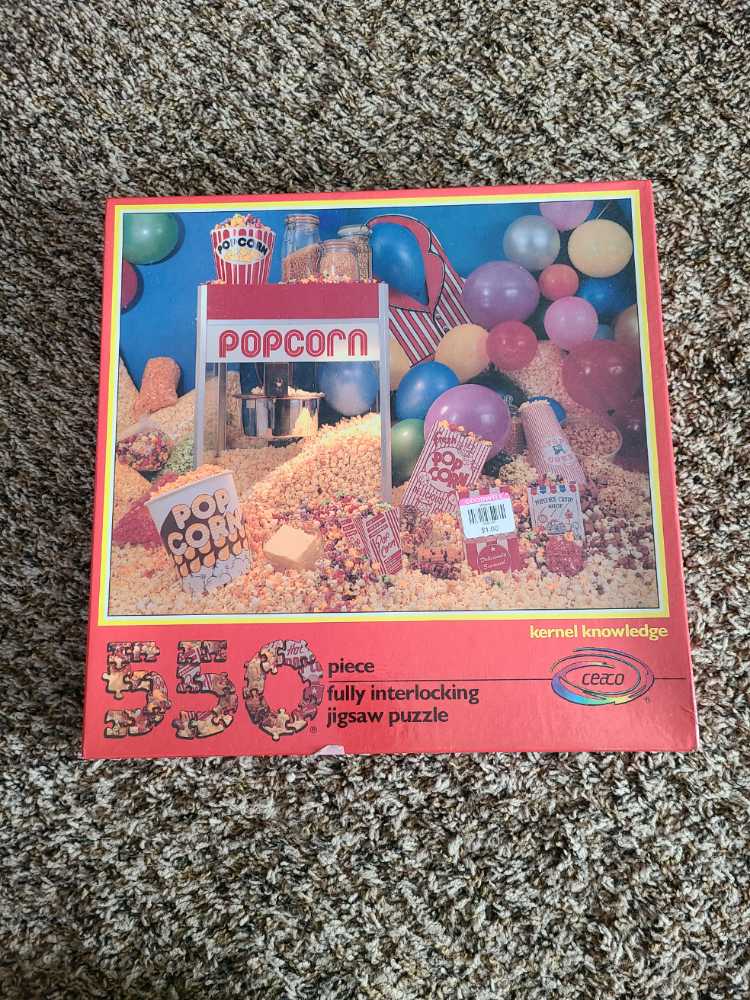  Kernel Knowledge  - Ceaco puzzle collectible [Barcode 021081020411] - Main Image 2