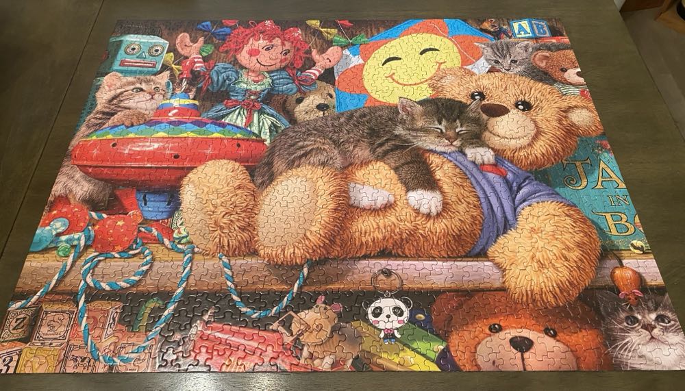 Toy Cupboard - Springbok puzzle collectible [Barcode 091683111572] - Main Image 3