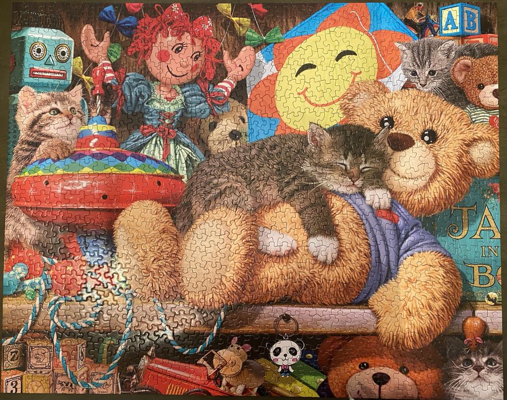 Toy Cupboard - Springbok puzzle collectible [Barcode 091683111572] - Main Image 4